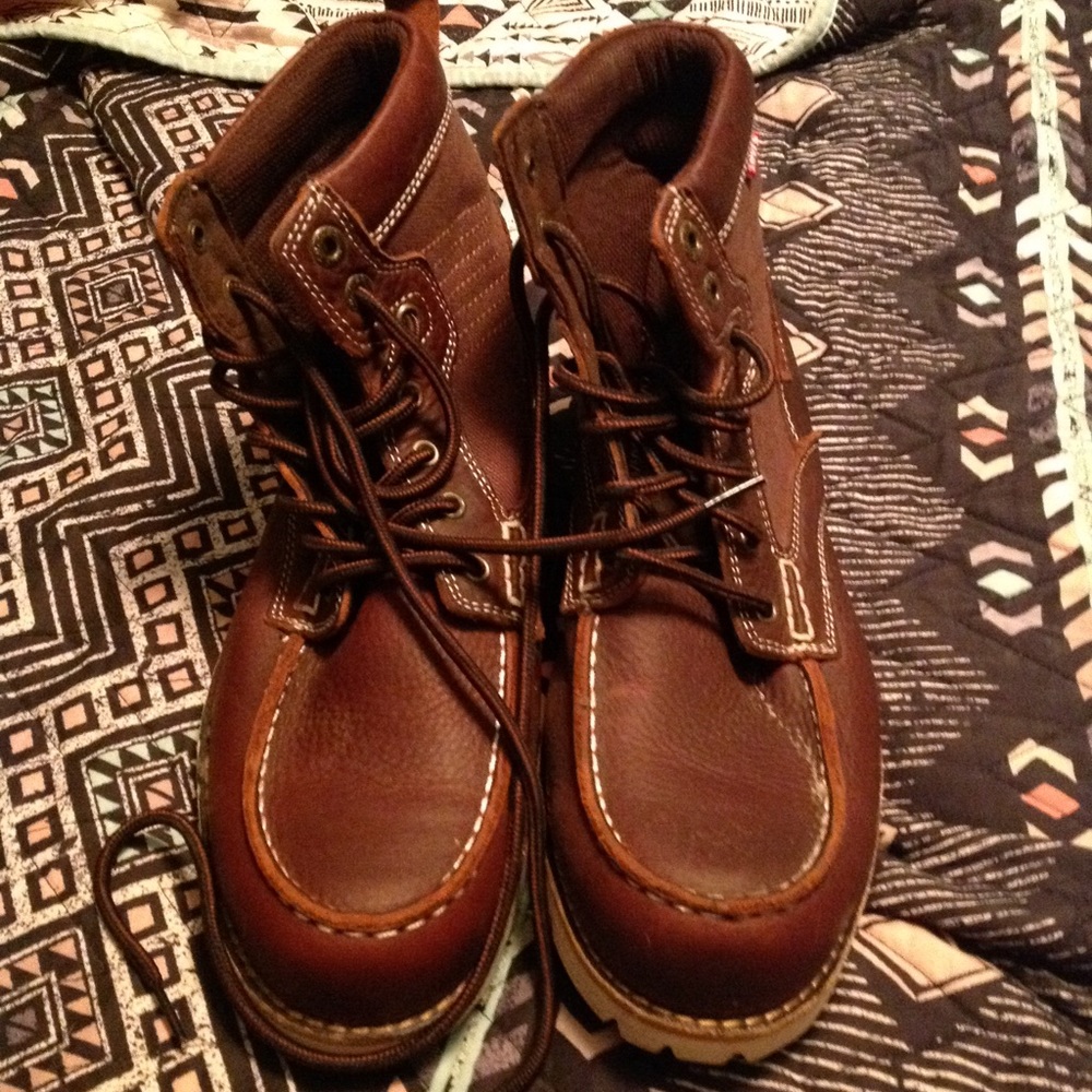 Levis men's work boot lace up brand new w/o tag
